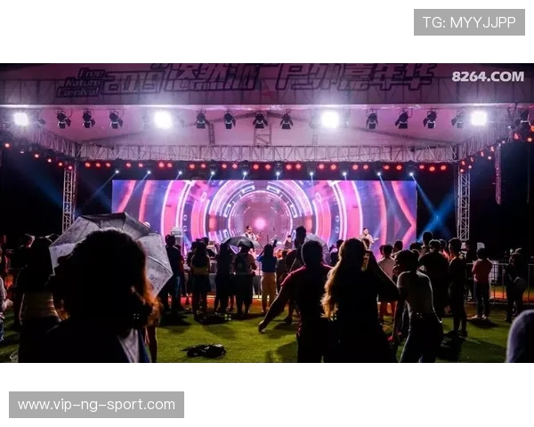 电竞直播新潮流：如何通过互动体验提升观众参与感与品牌价值