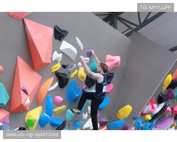 西安攀岩队在世界攀岩锦标赛中的精彩表现与实力分析 西安攀岩队在世界攀岩锦标赛中的精彩表现与实力分析