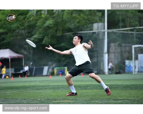 飞盘战术解析:成都飞盘队如何在防守与反击中取得优势 飞盘战术解析:成都飞盘队如何在防守与反击中取得优势