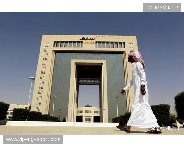 以利雅得新月为核心探讨沙特足球崛起与中东地区足球文化的变革与发展